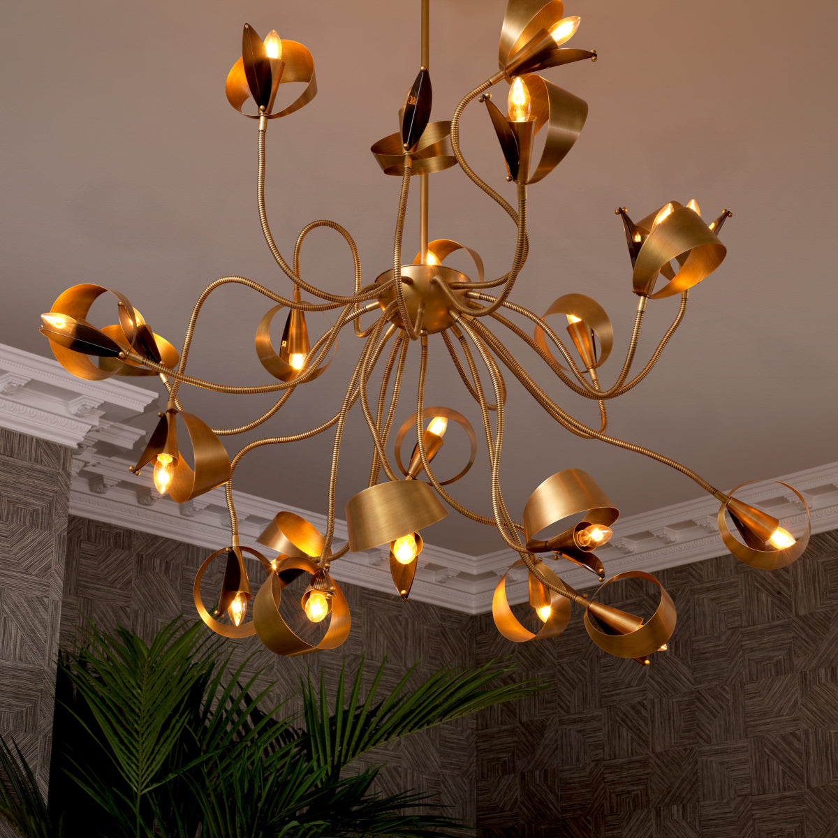 CHANDELIERS