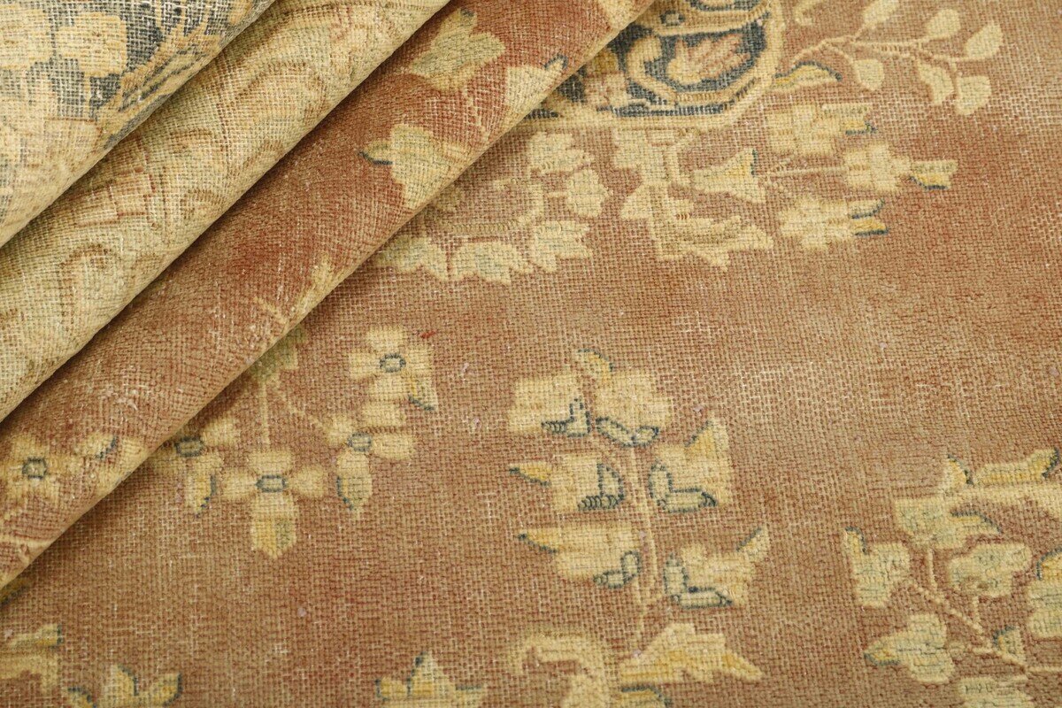 RUGS