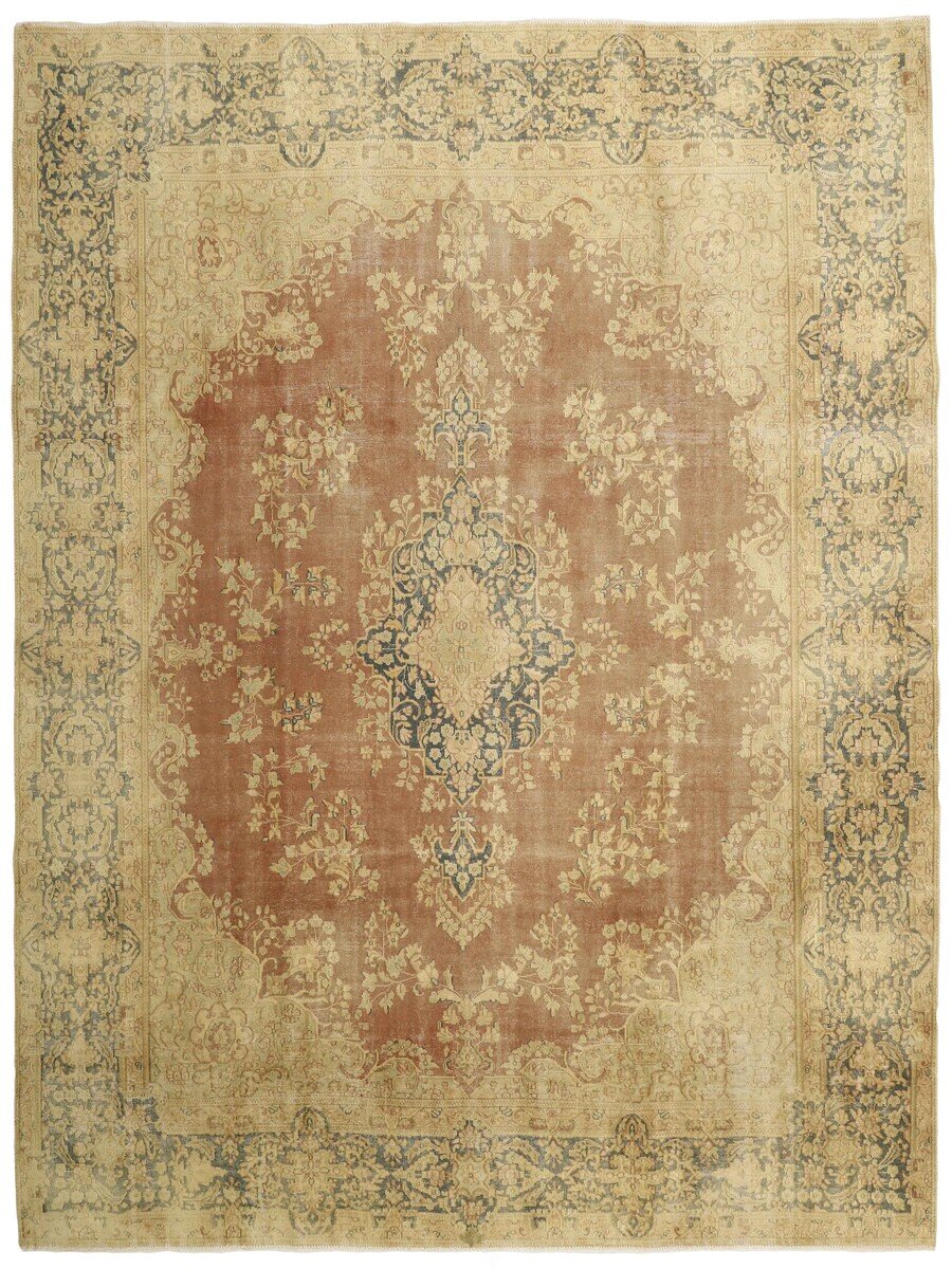 RUGS