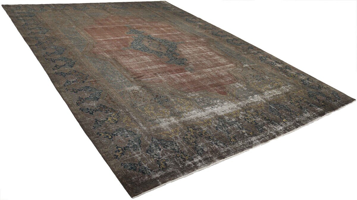RUGS