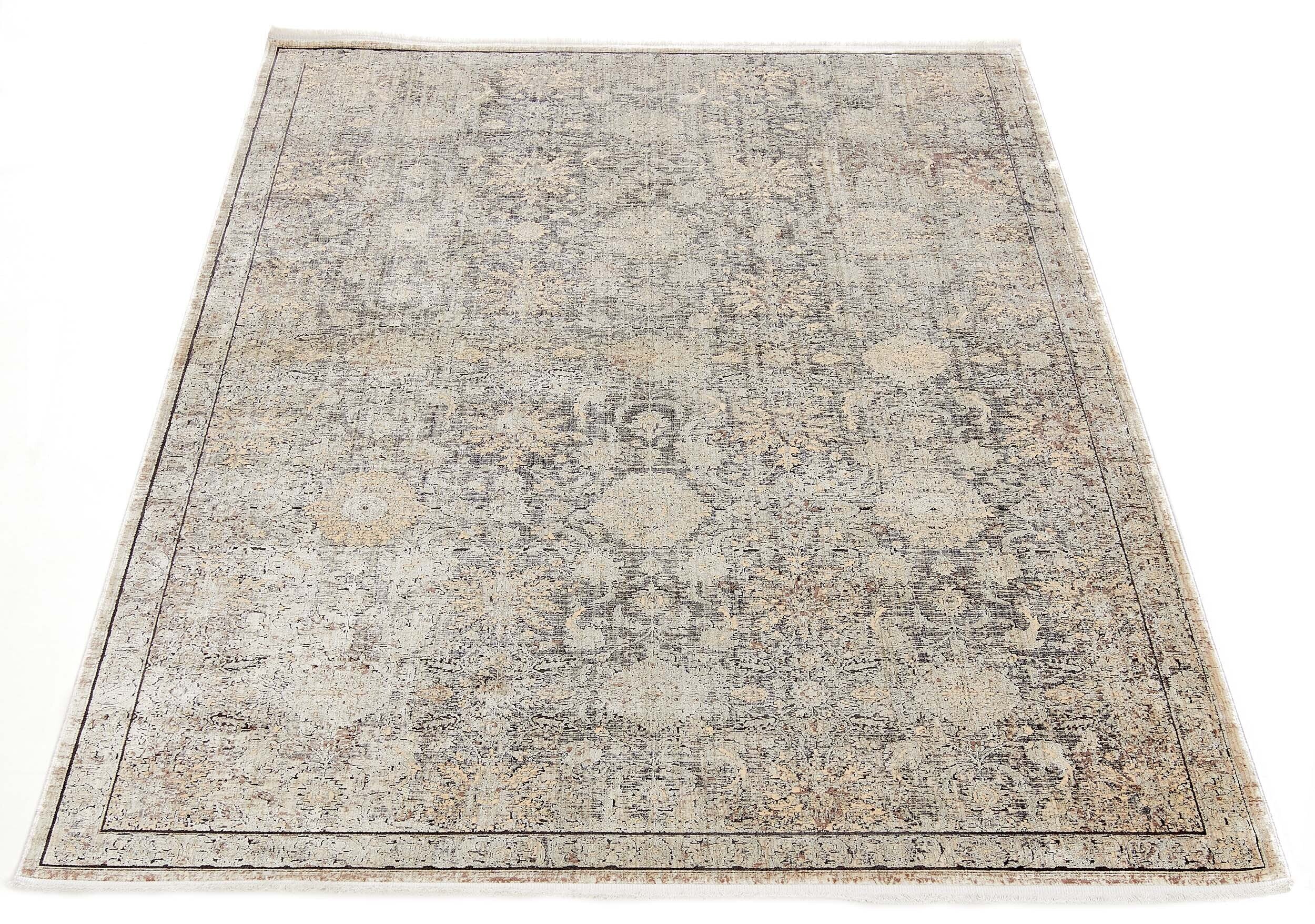 RUGS