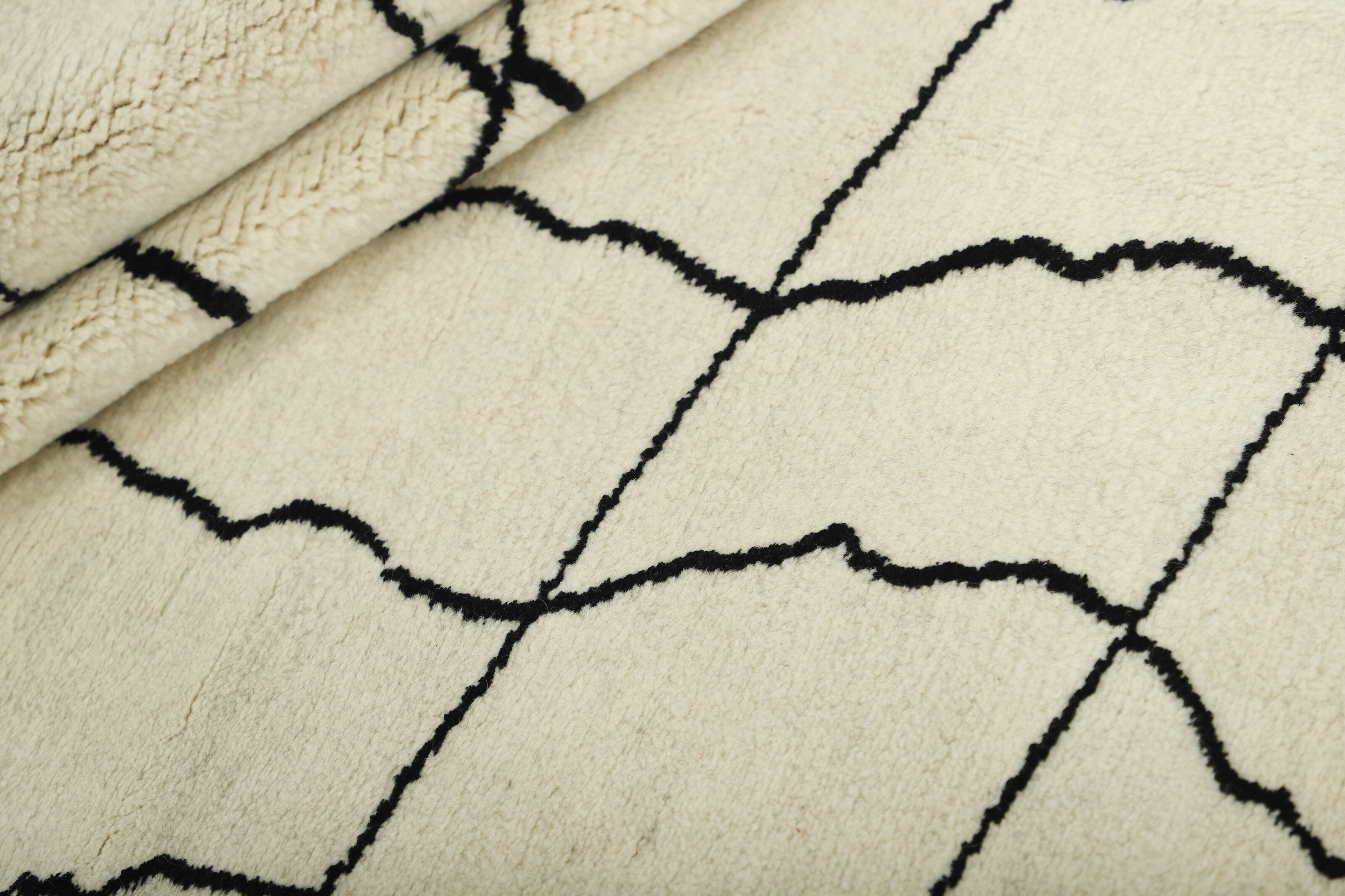 RUGS
