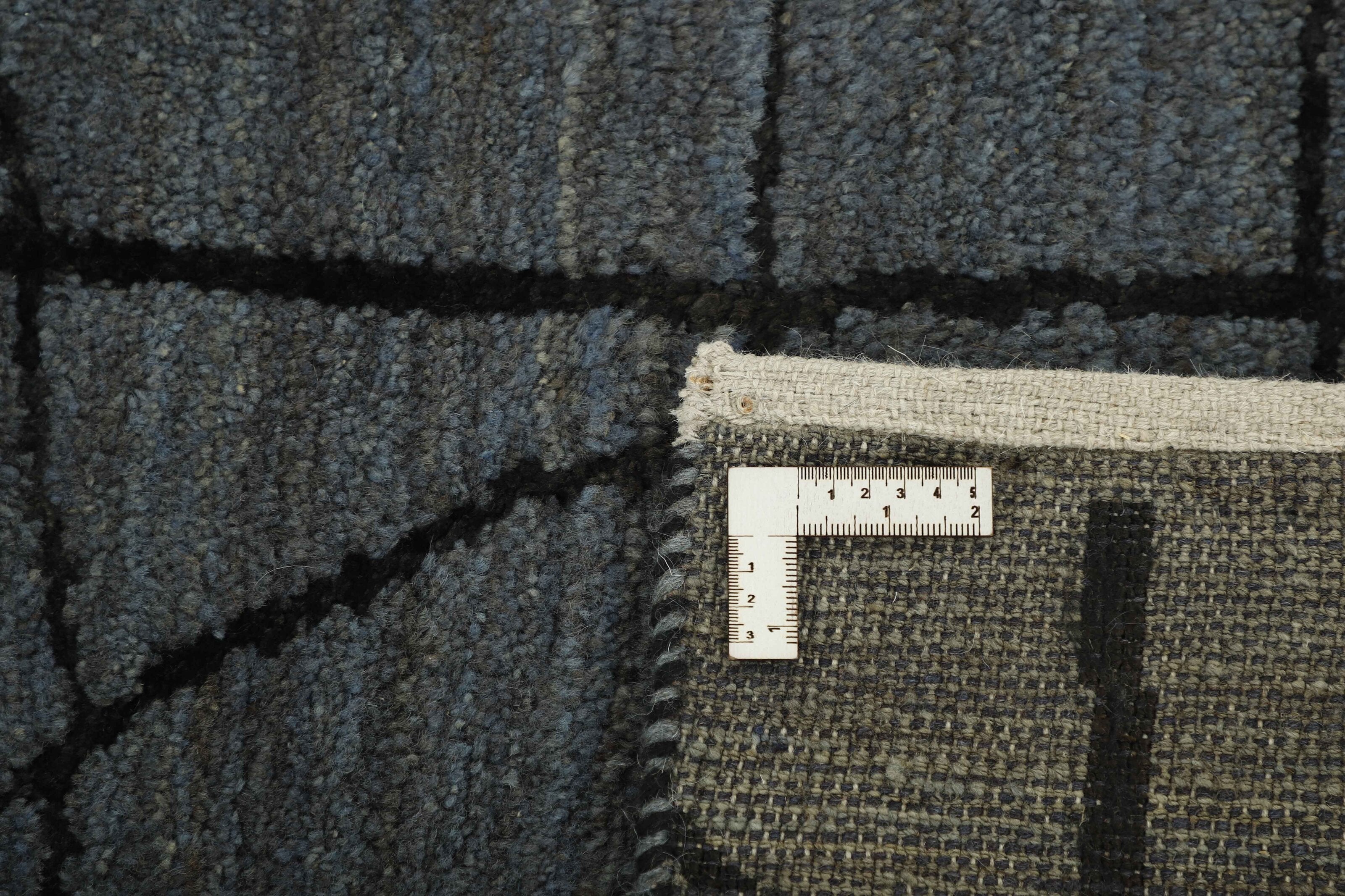 RUGS