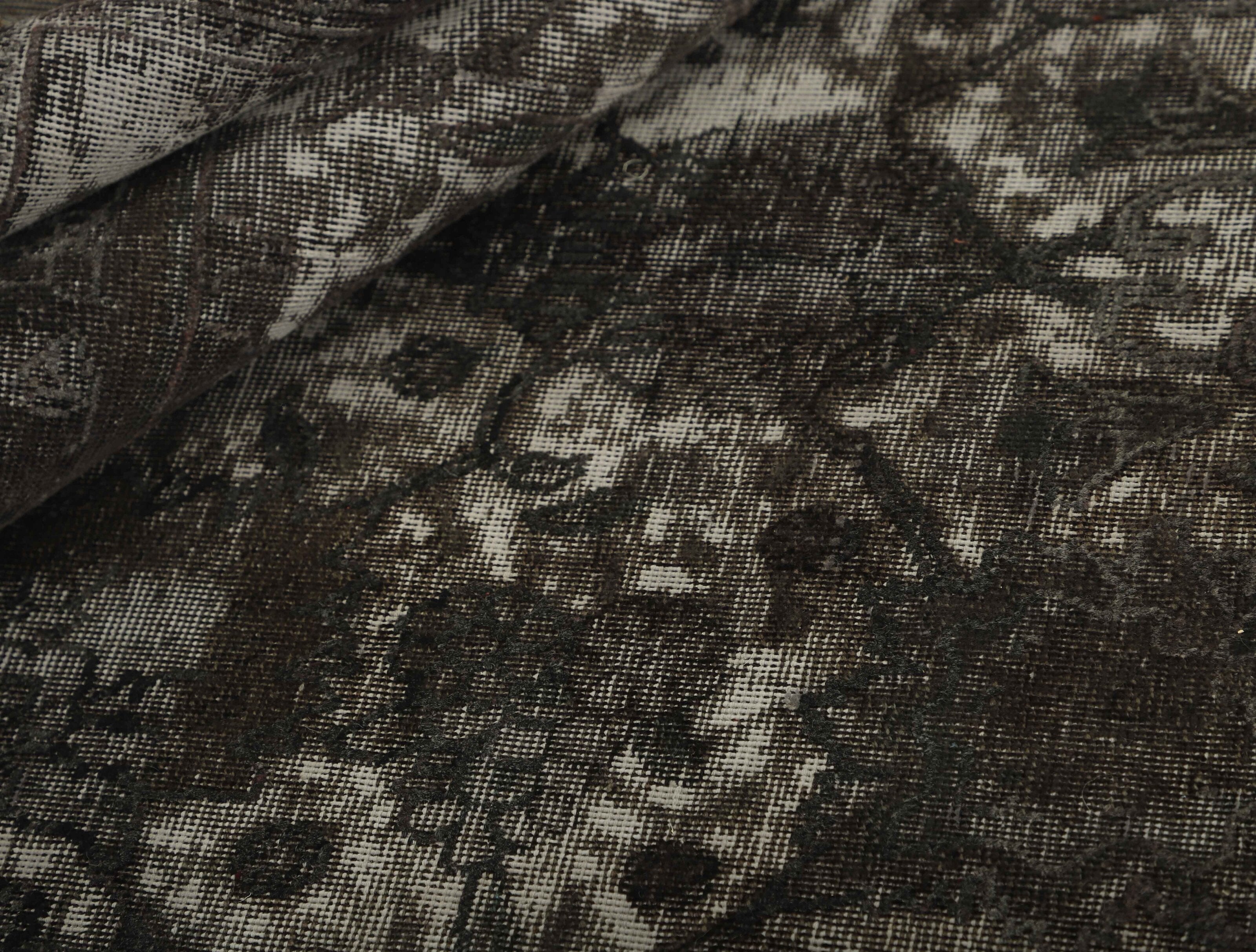 RUGS
