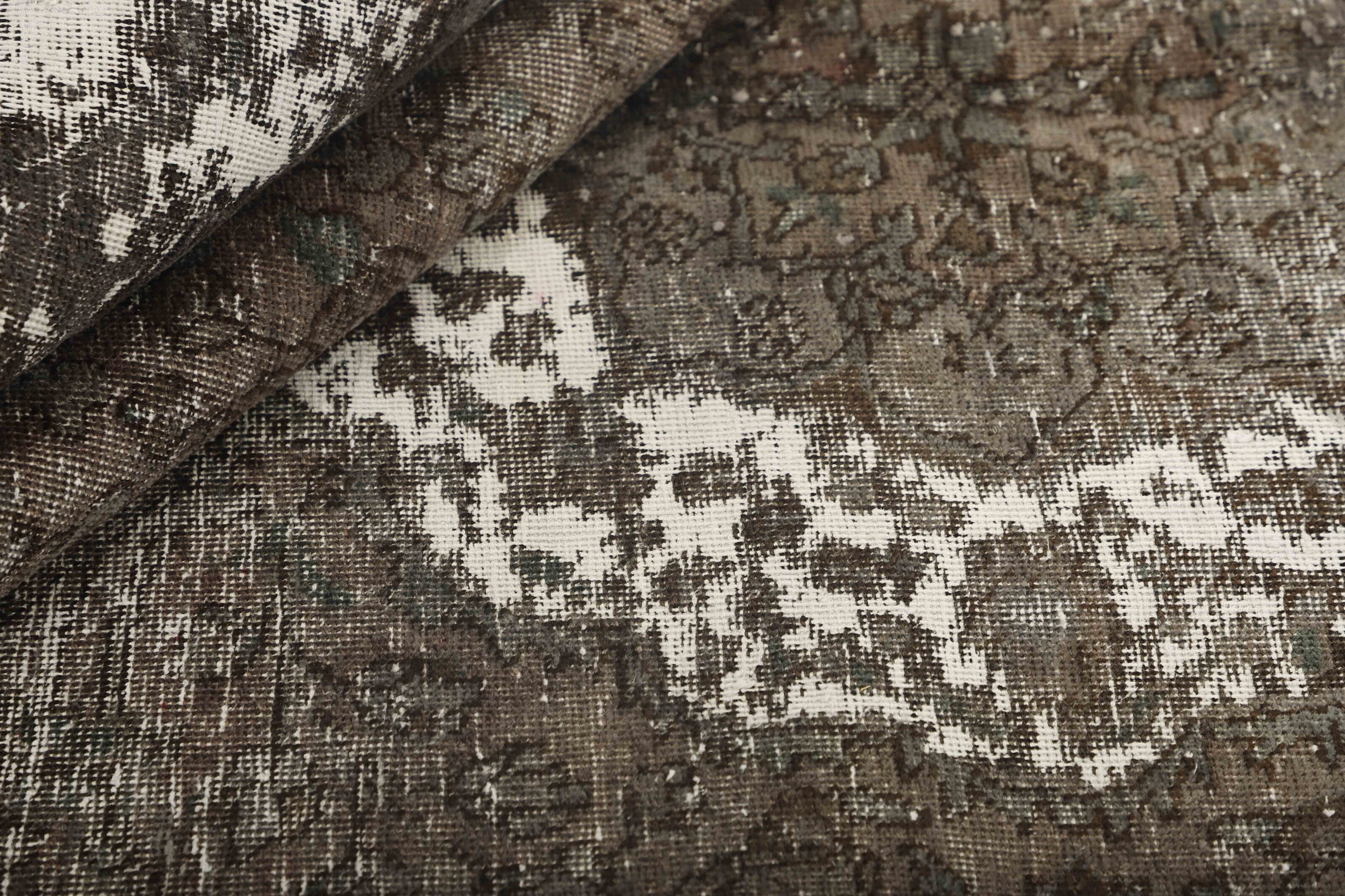 RUGS