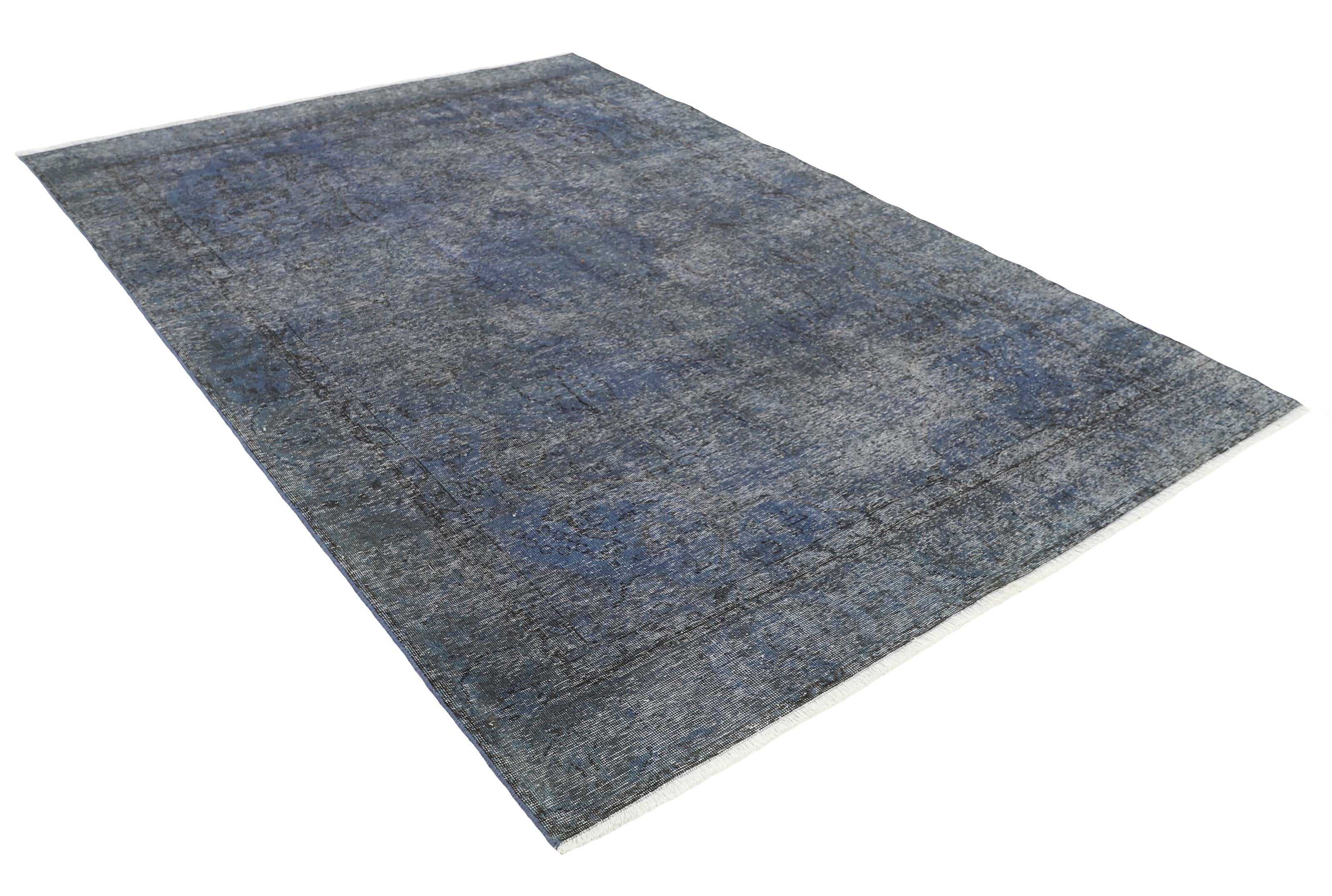 RUGS