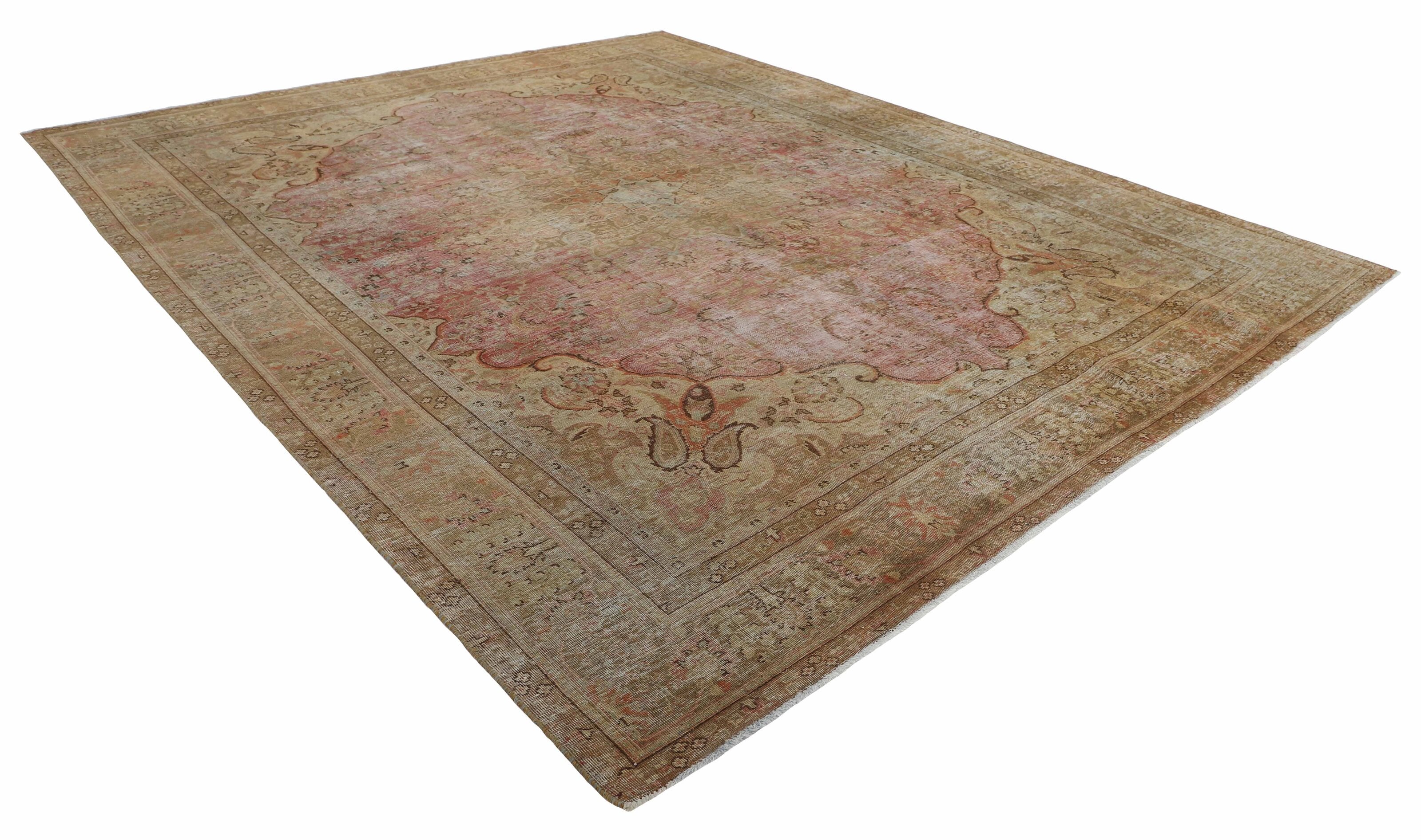 RUGS