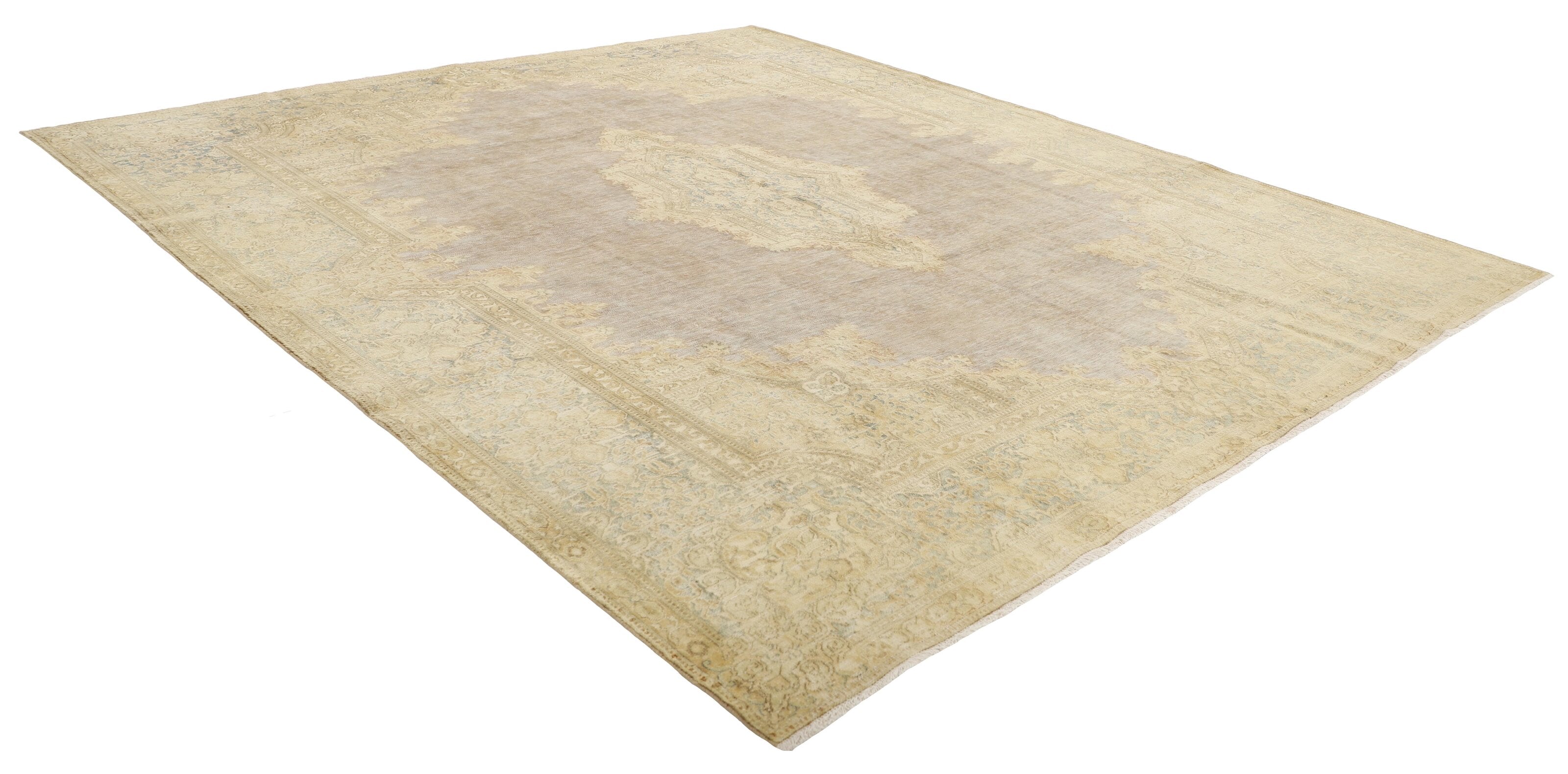 RUGS