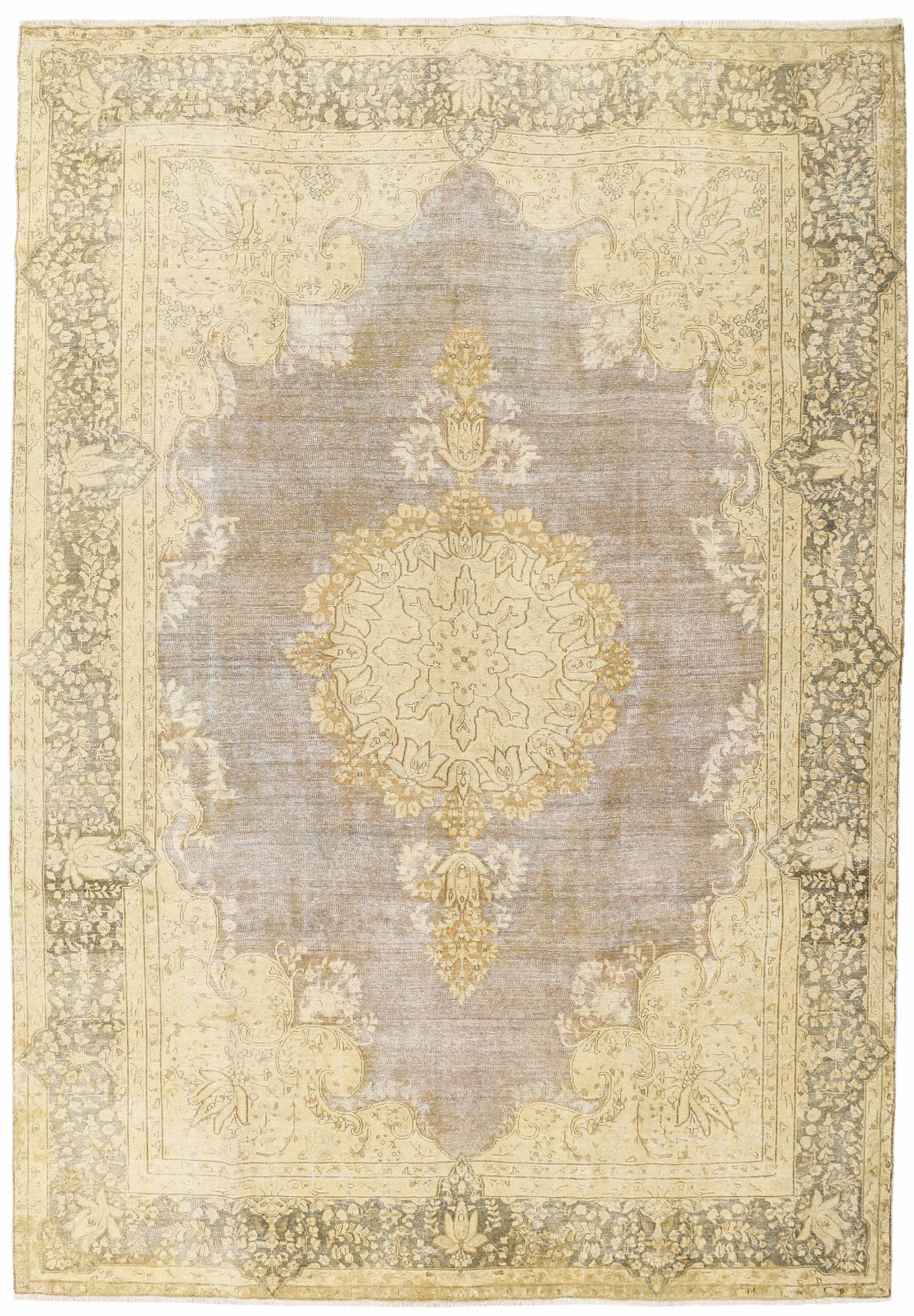 RUGS