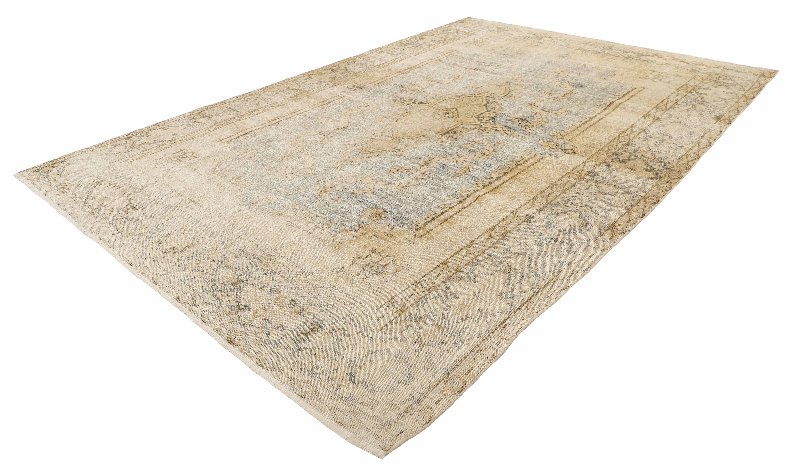 RUGS