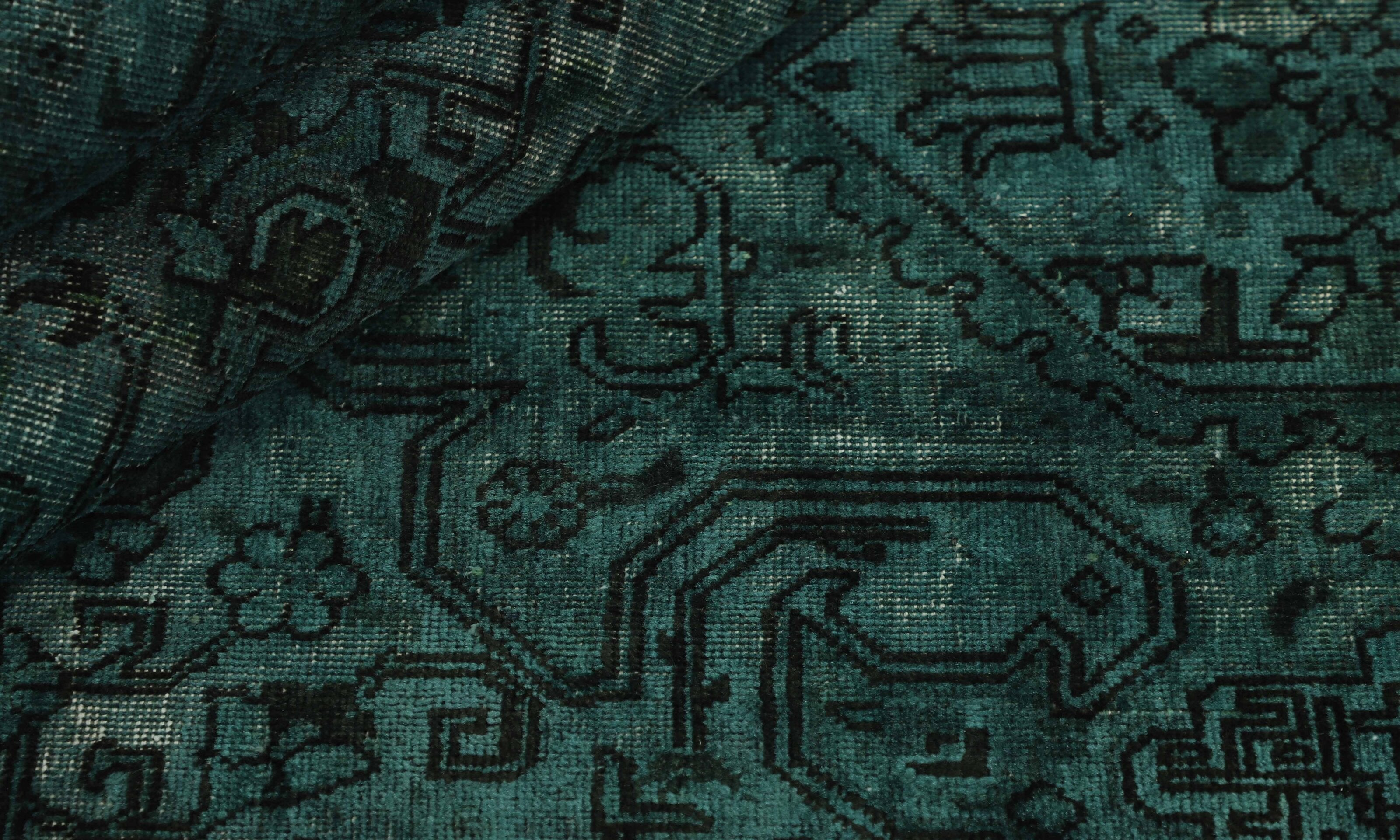 RUGS