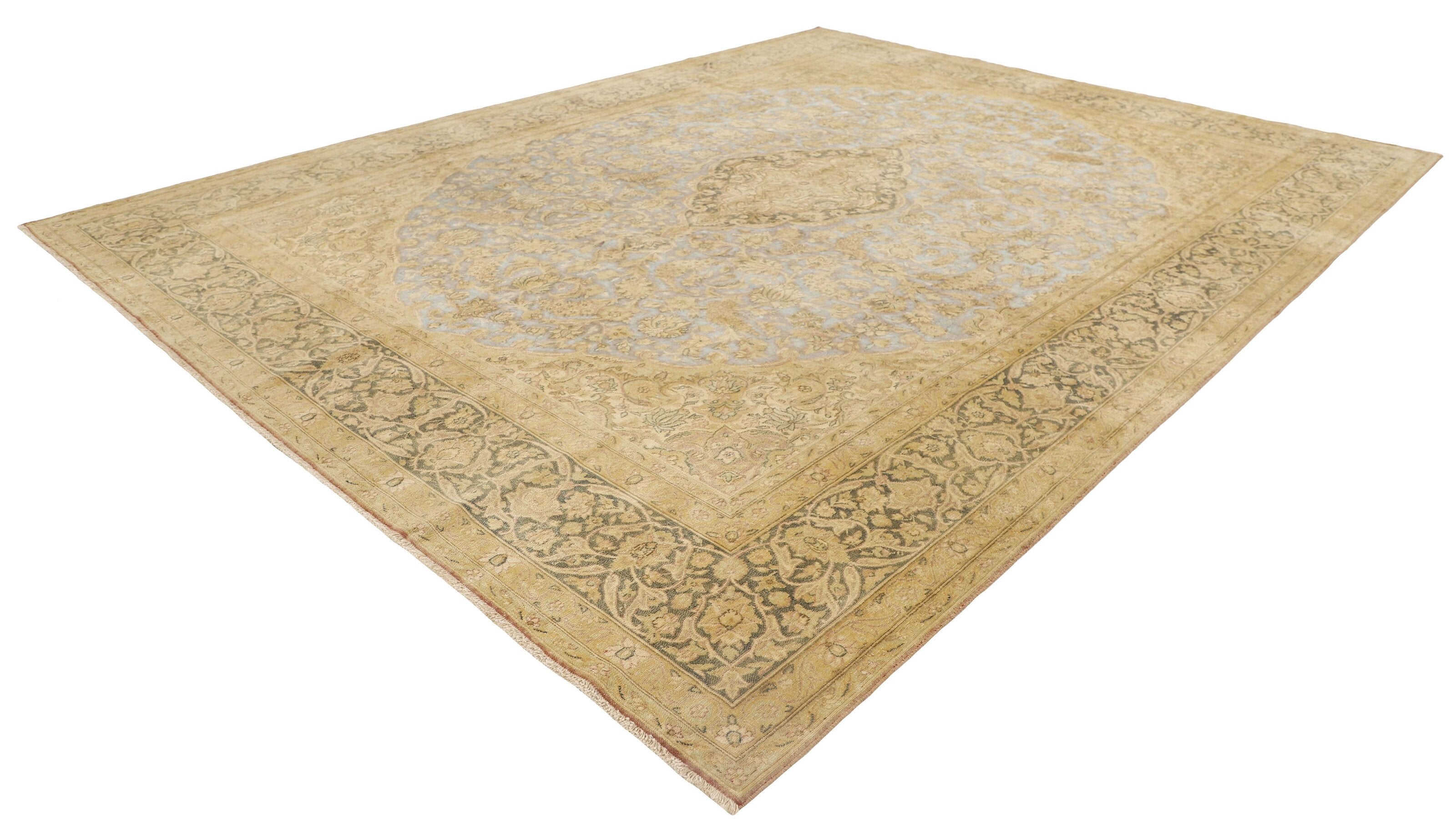 RUGS