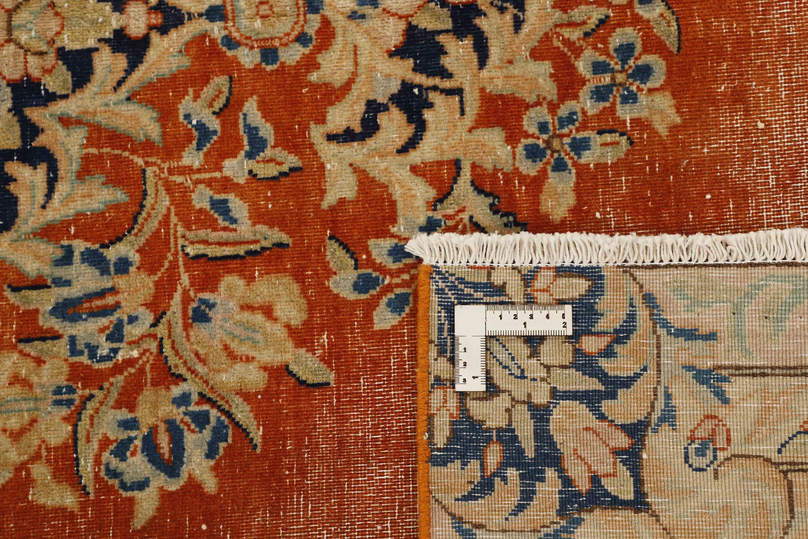 RUGS
