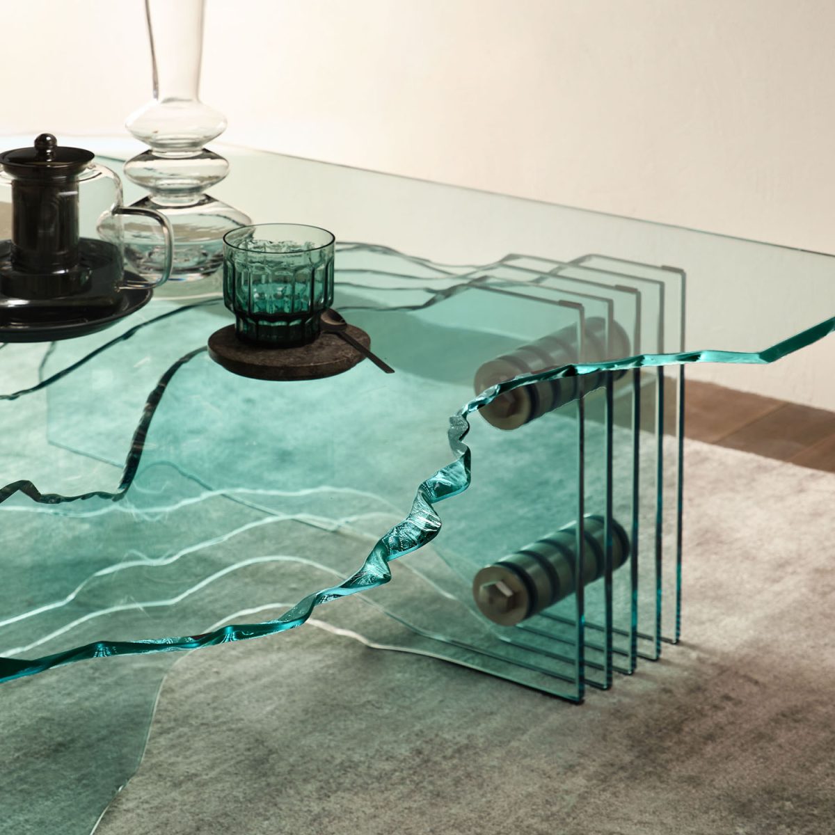COFFEE AND SIDE TABLES