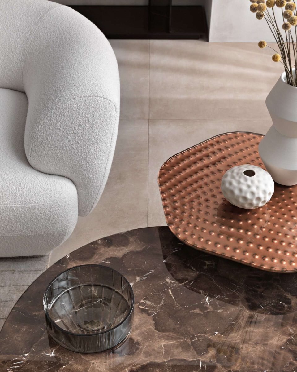 COFFEE AND SIDE TABLES