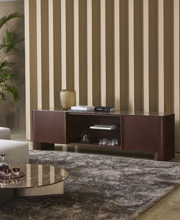 BOOKSHELVES / CONSOLES / MIRRORS