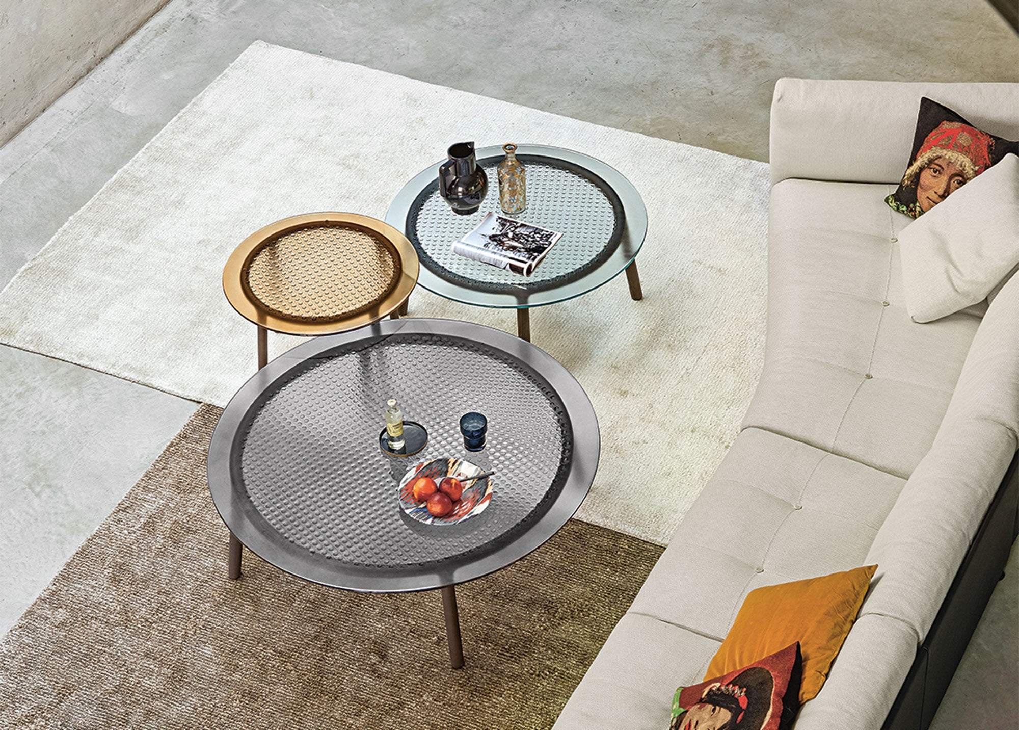 COFFEE AND SIDE TABLES