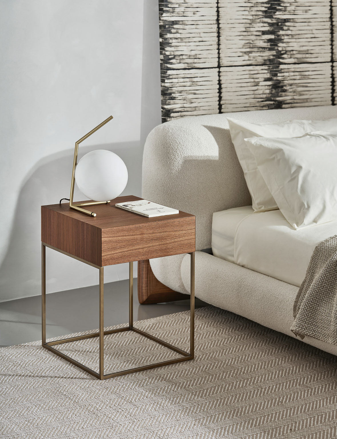 NIGHT TABLES