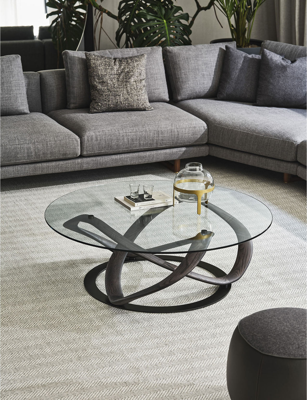 SIDE & COFFEE TABLES