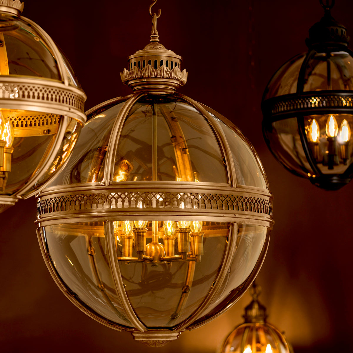 CHANDELIERS