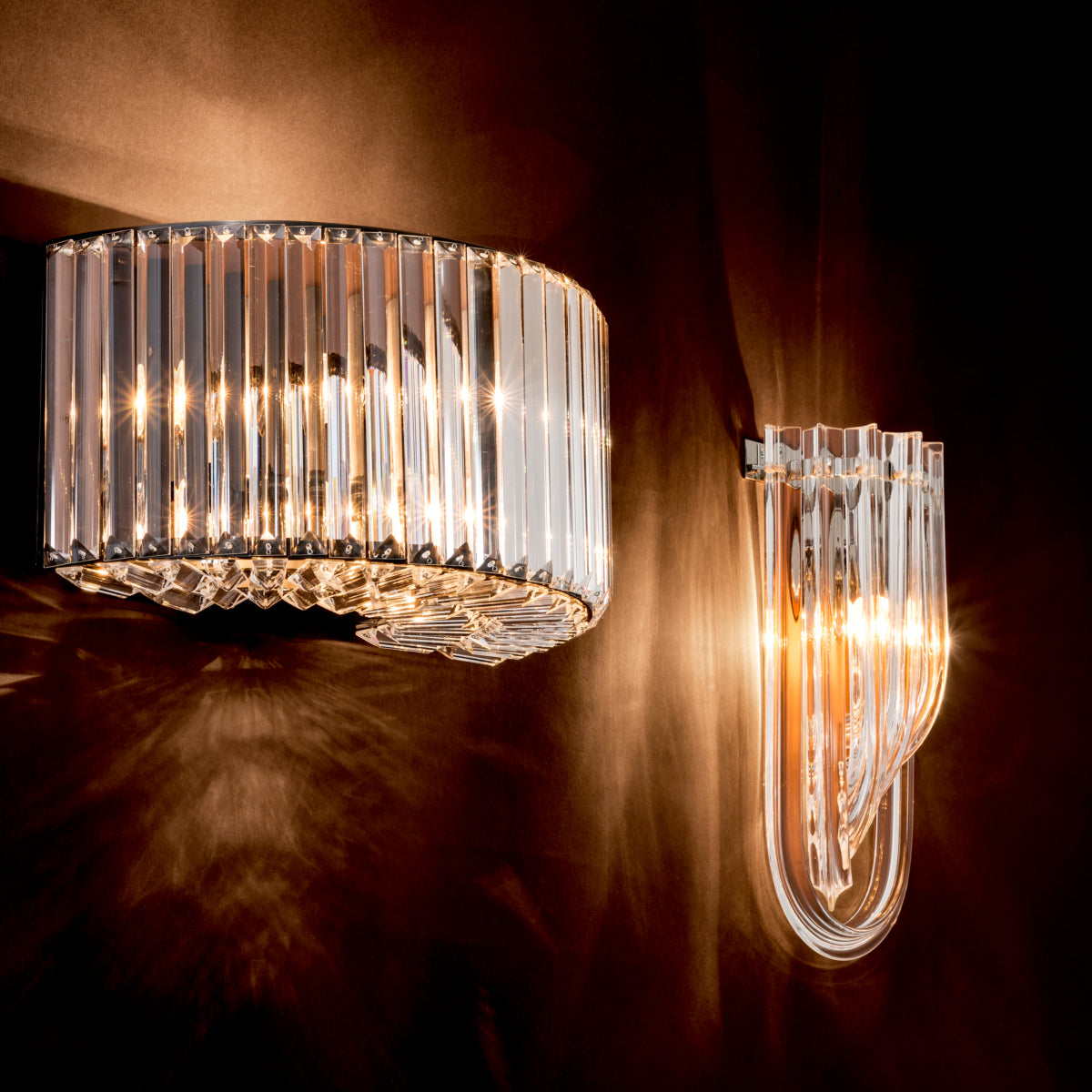 WALL LAMP