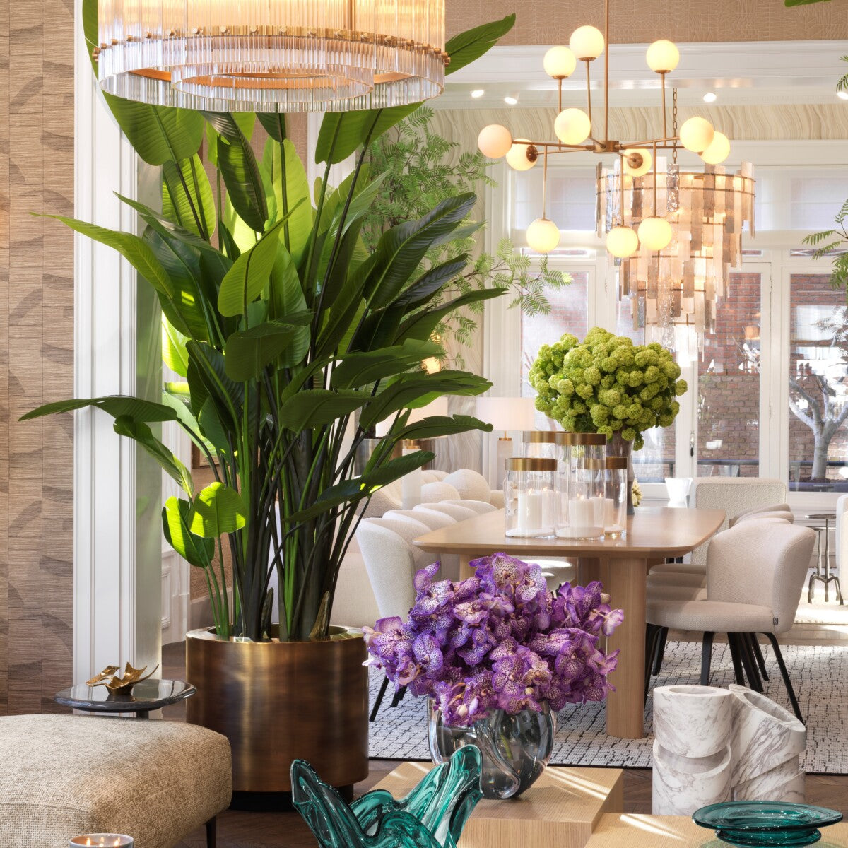 VASES & PLANTERS
