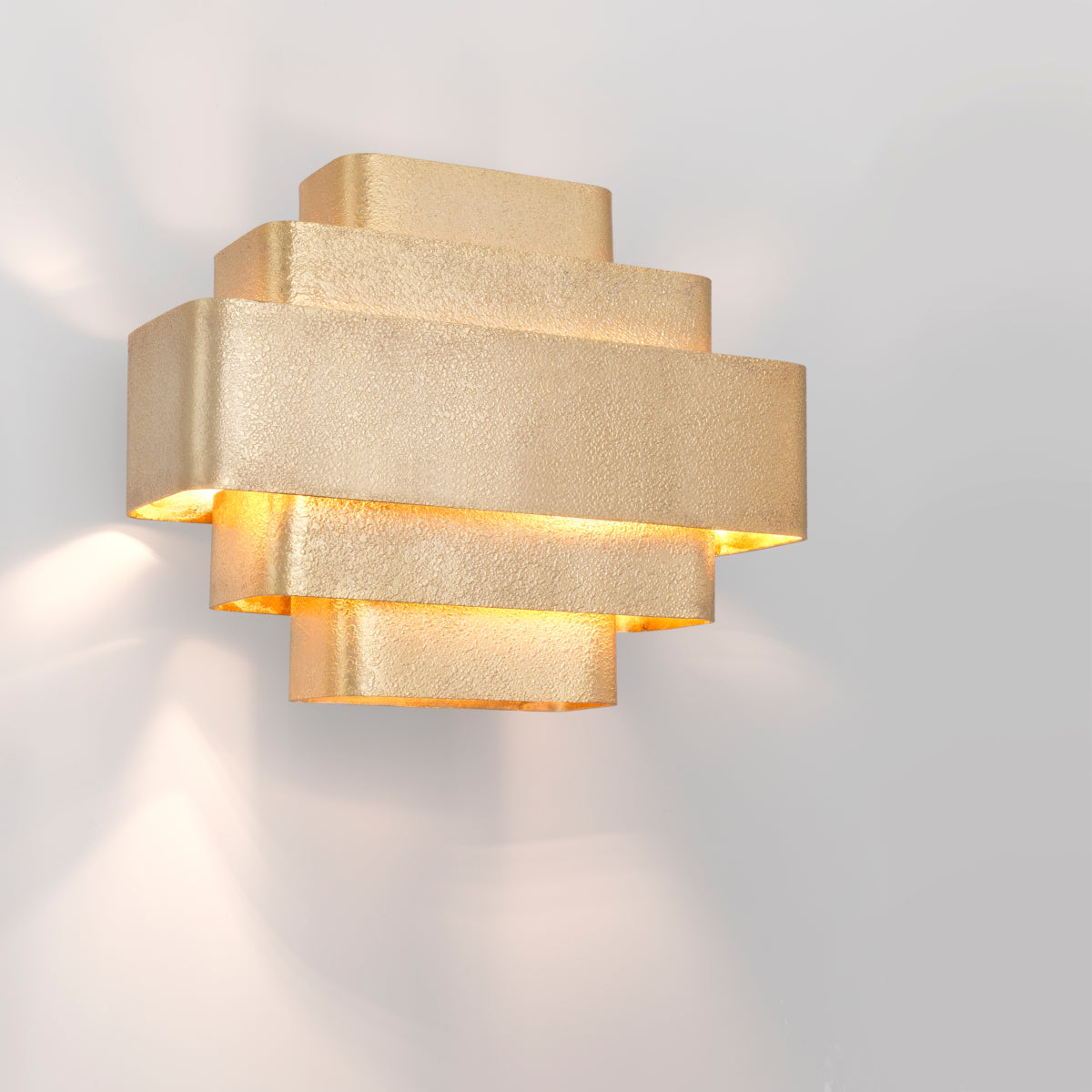 WALL LAMP
