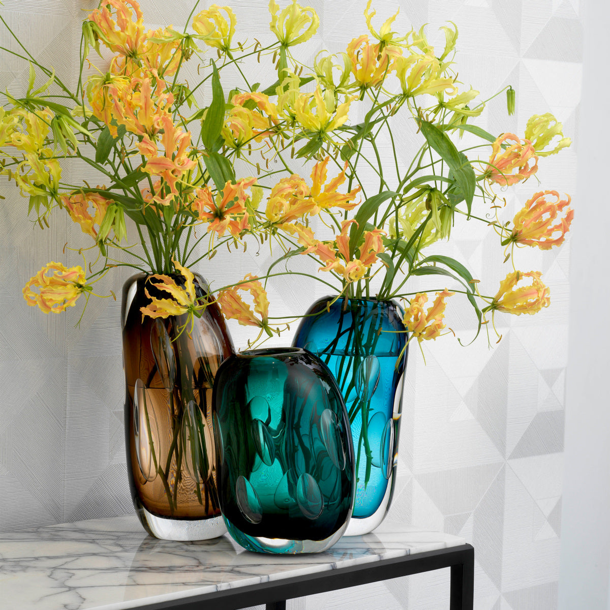 VASES & PLANTERS