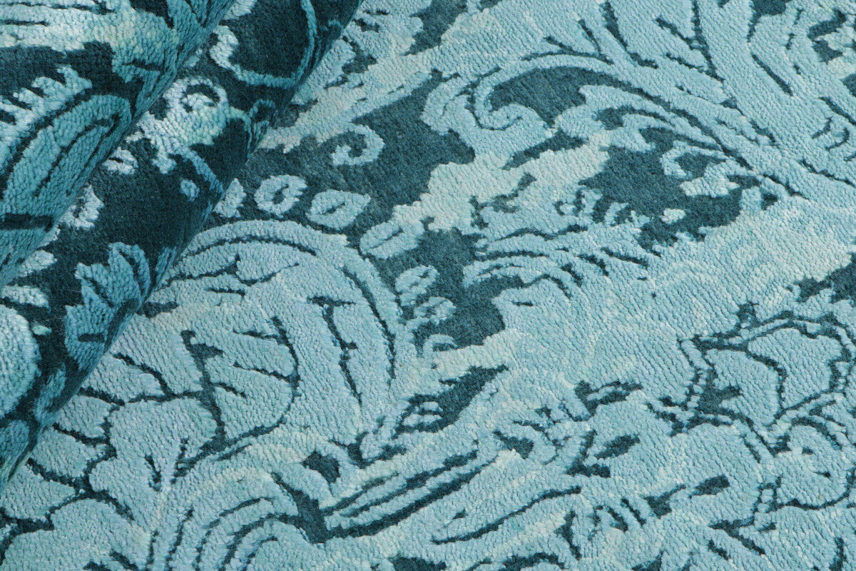 RUGS