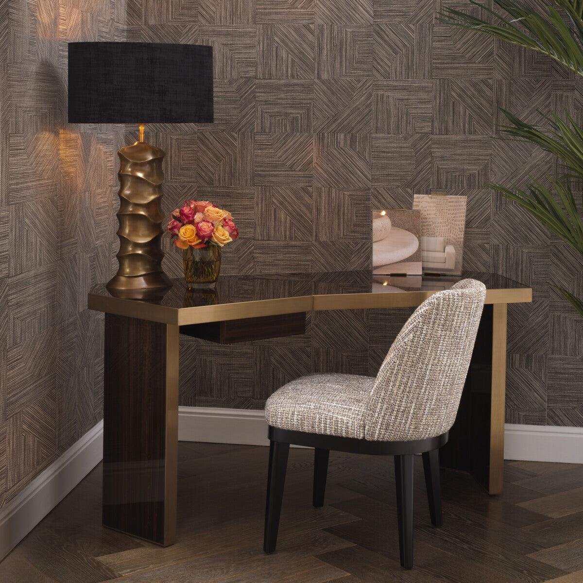 DECORATIVE ITEMS