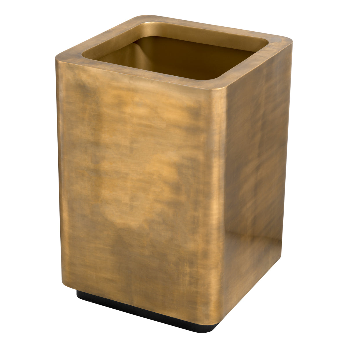 VASES & PLANTERS