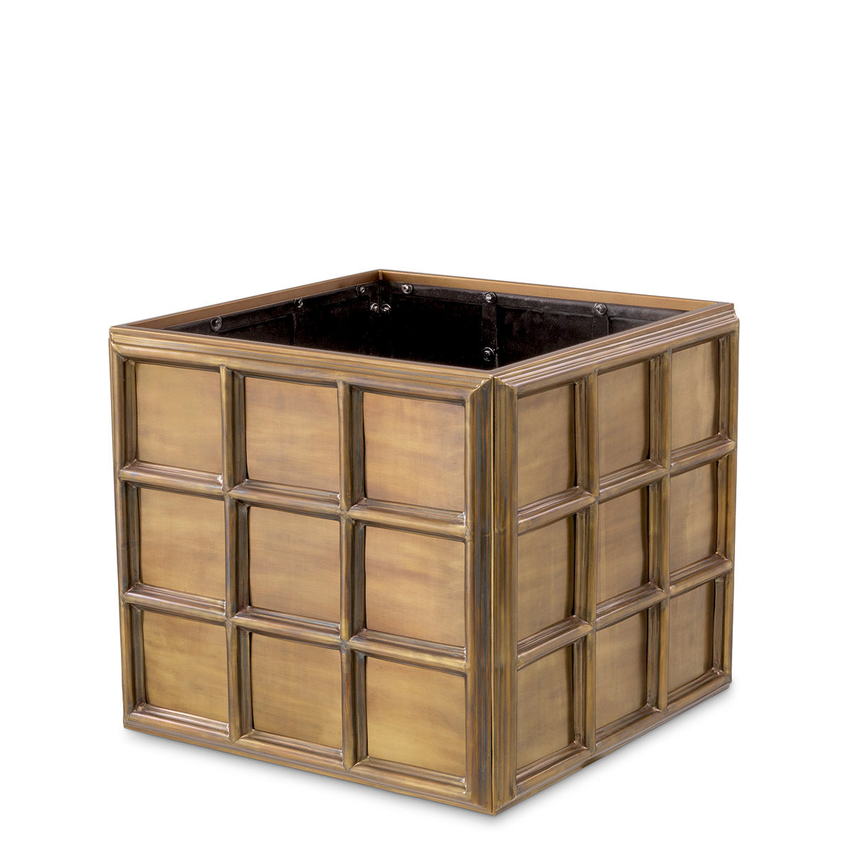 VASES & PLANTERS