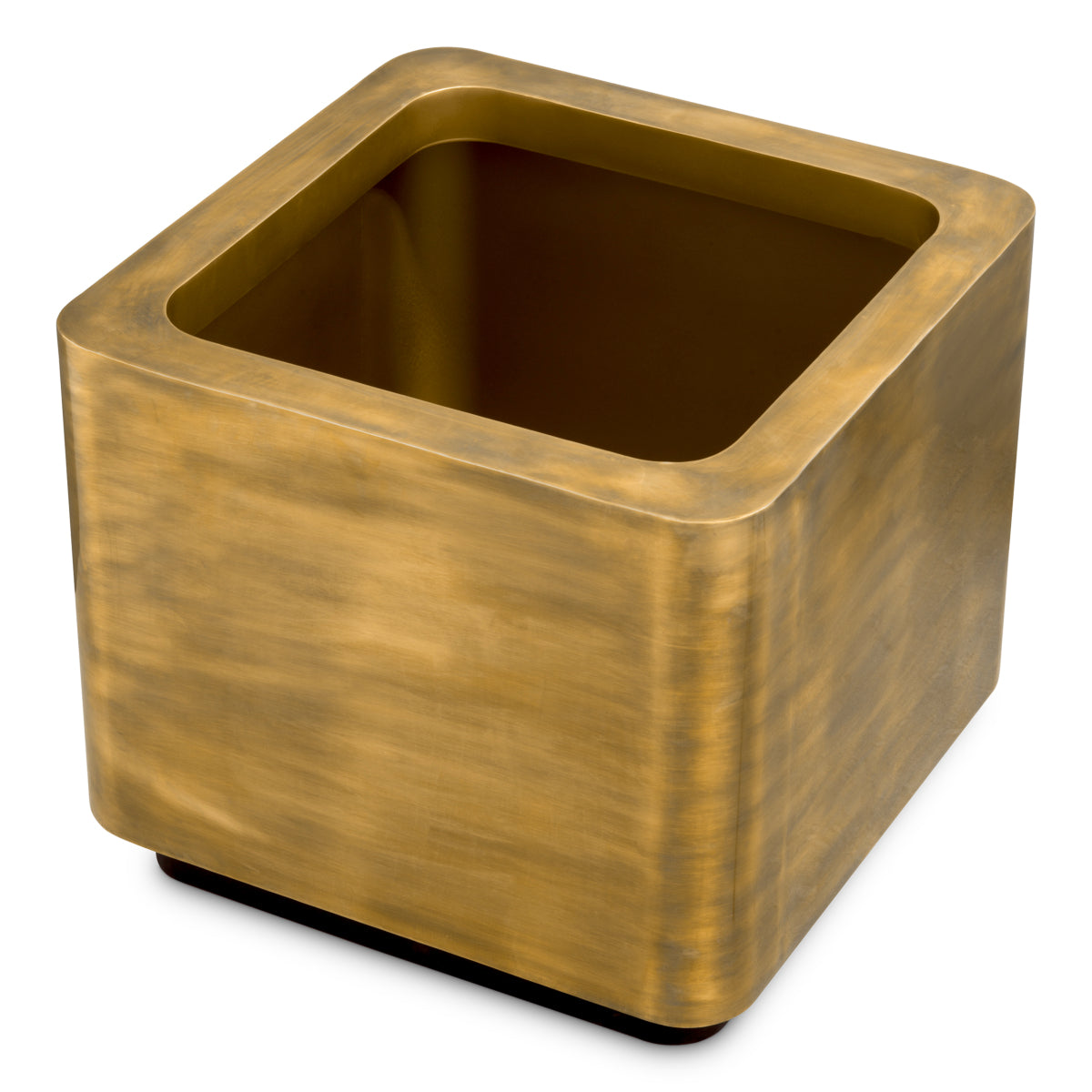 VASES & PLANTERS