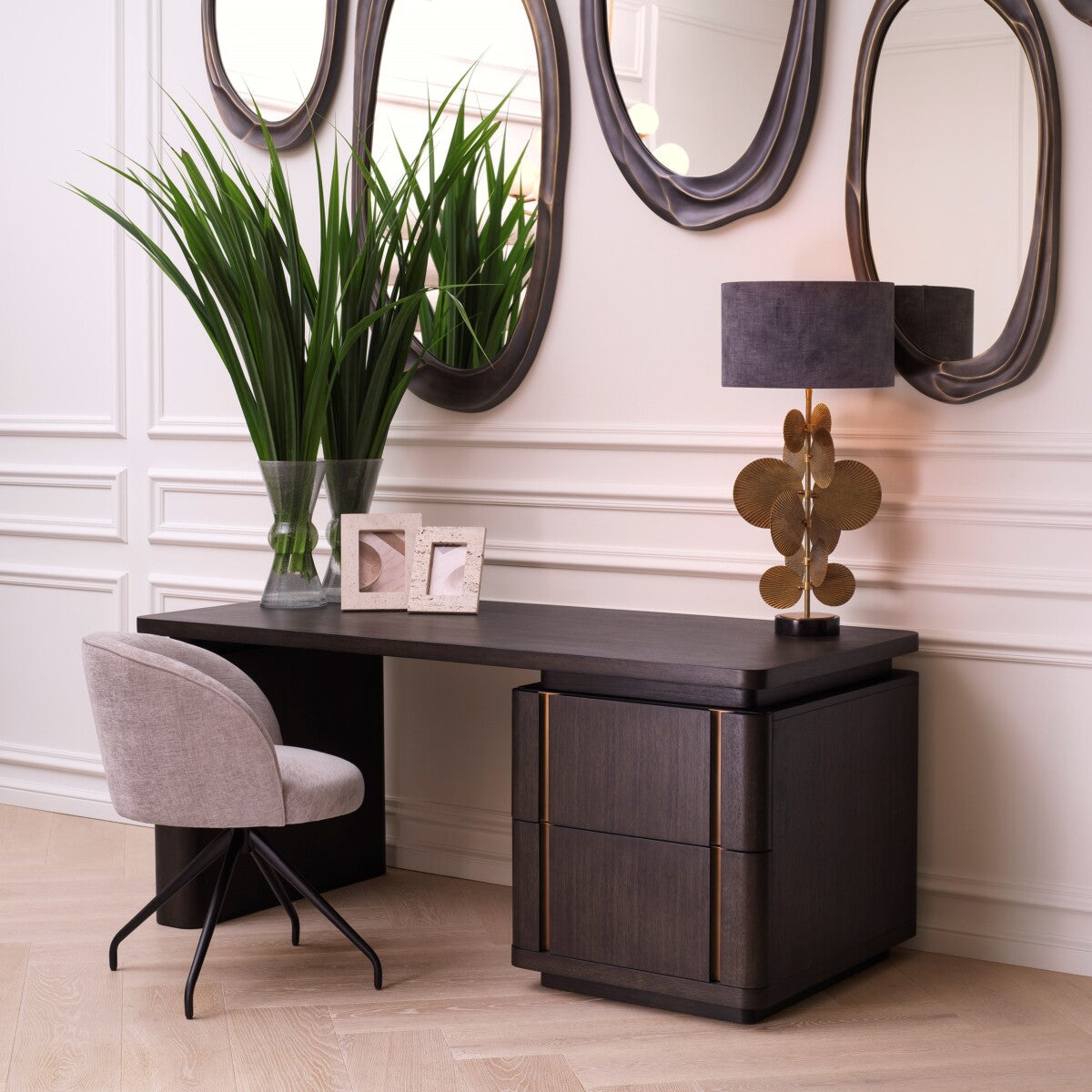 DECORATIVE ITEMS