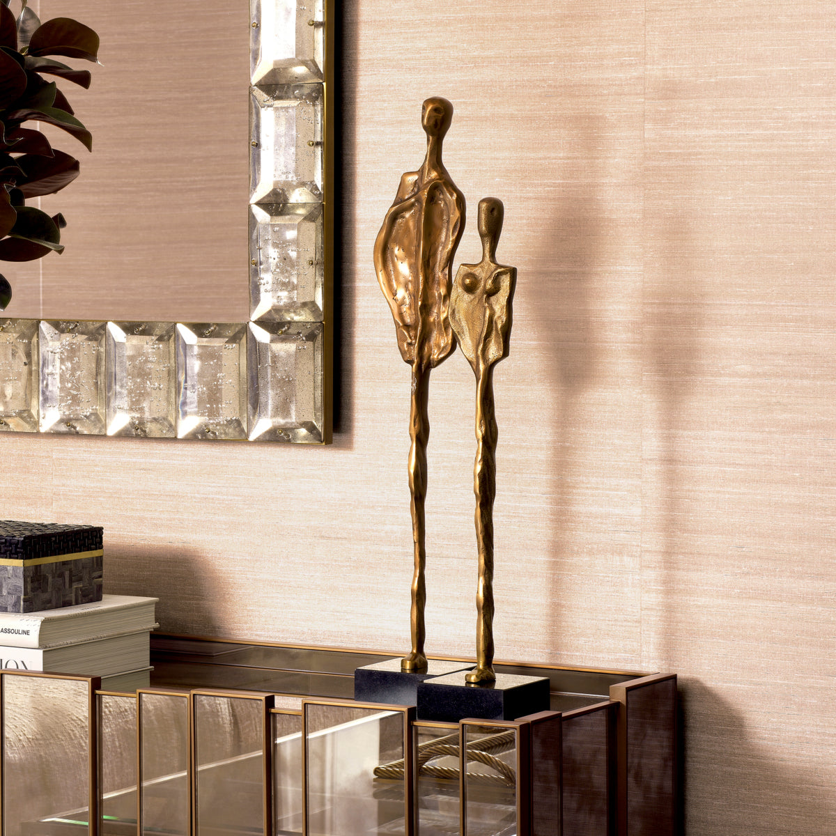 DECORATIVE ITEMS