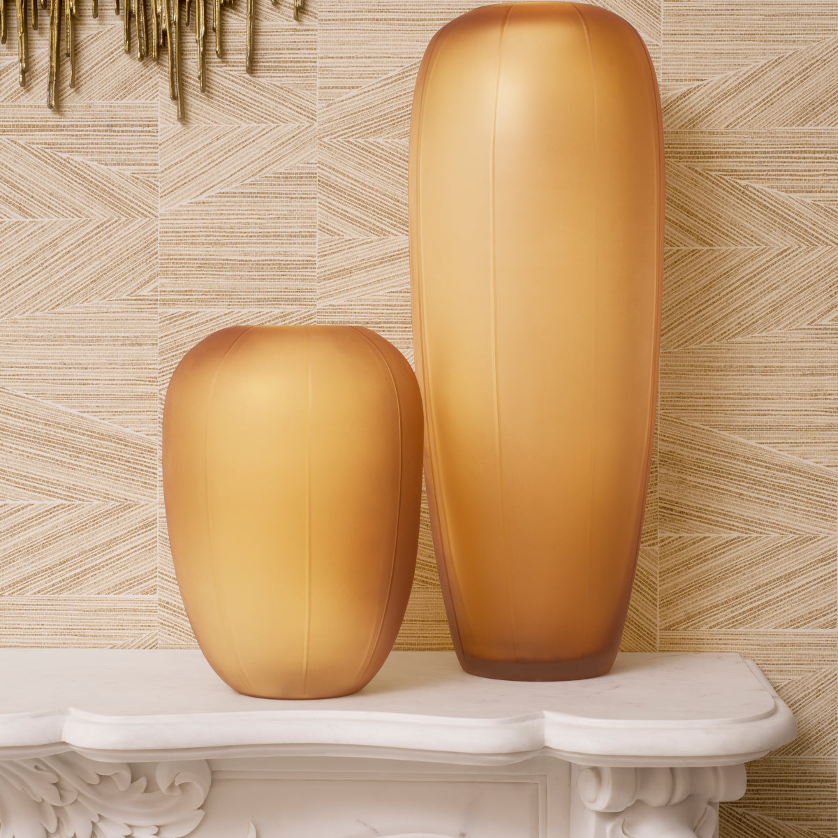 VASES & PLANTERS