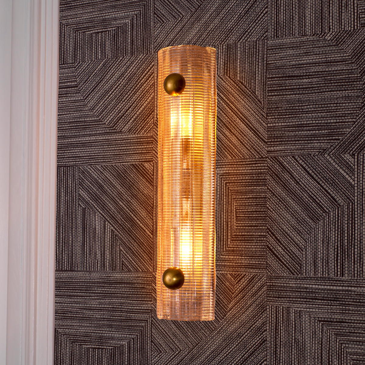WALL LAMP