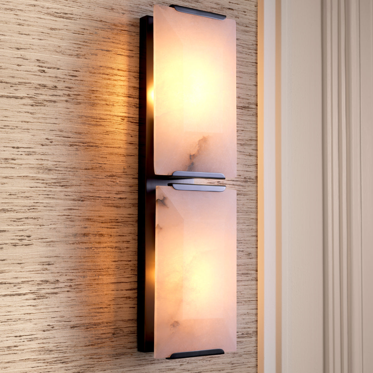 WALL LAMP