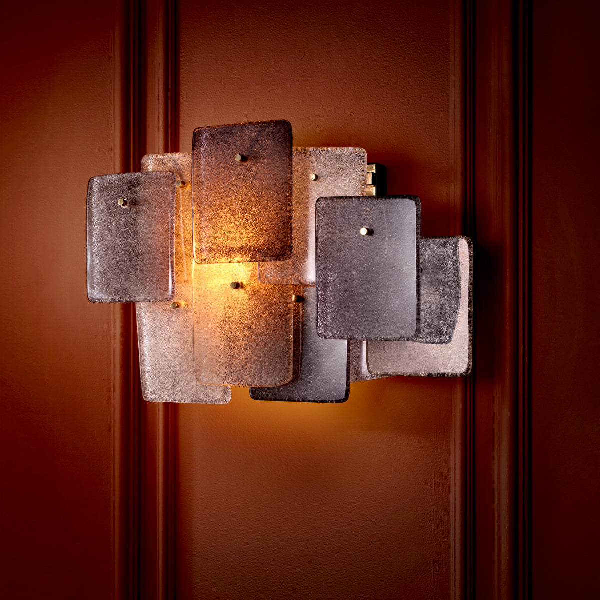 WALL LAMP