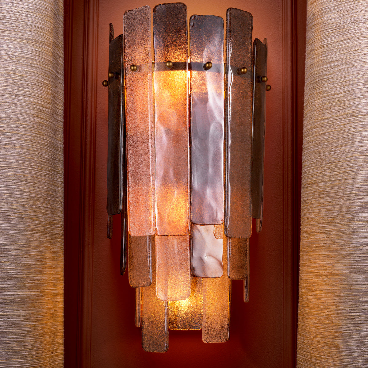 WALL LAMP