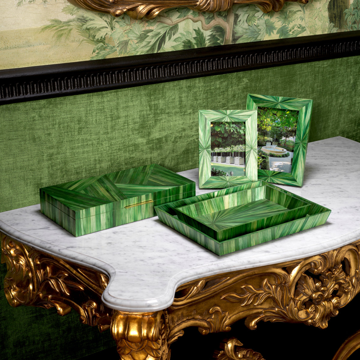 DECORATIVE ITEMS