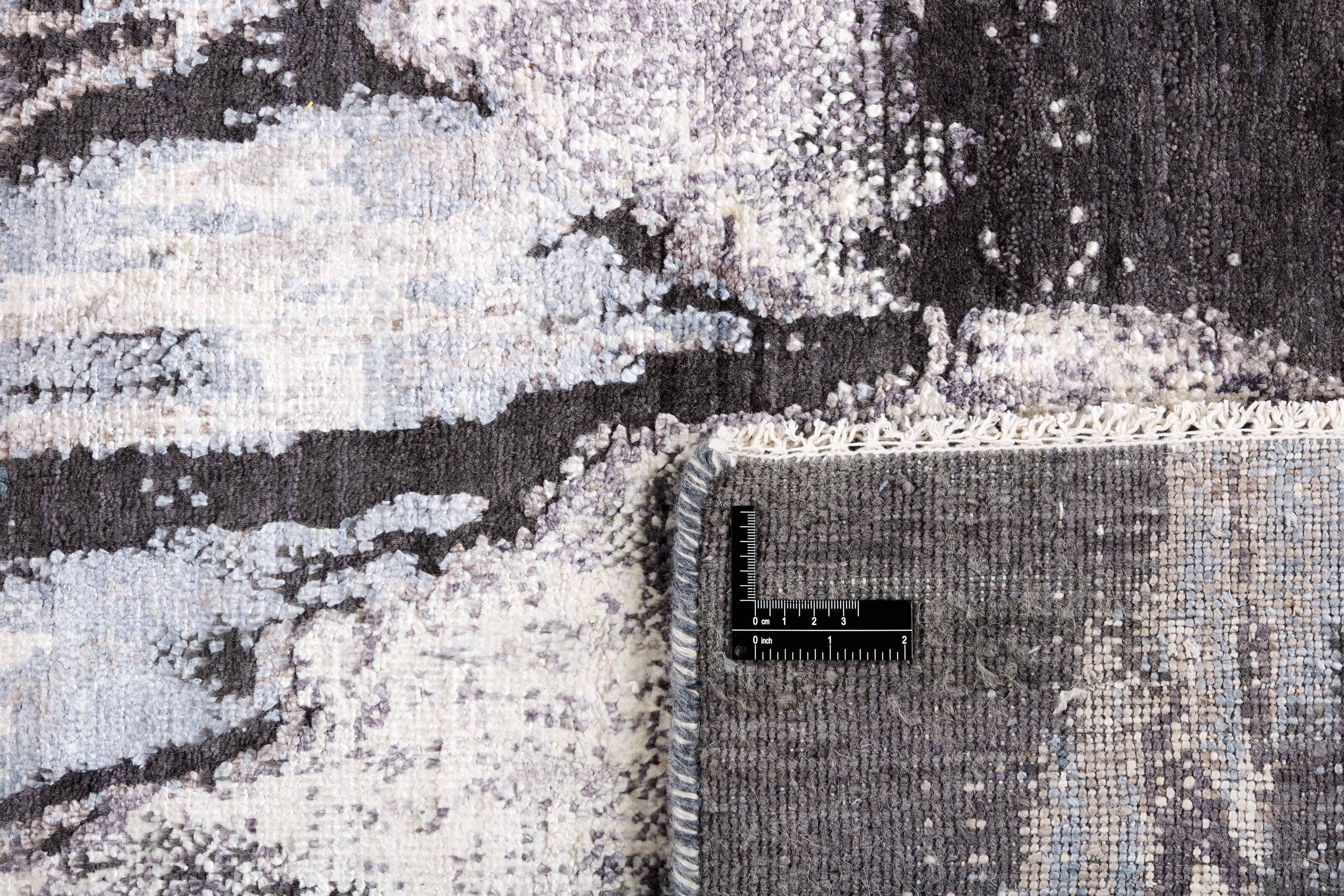 RUGS