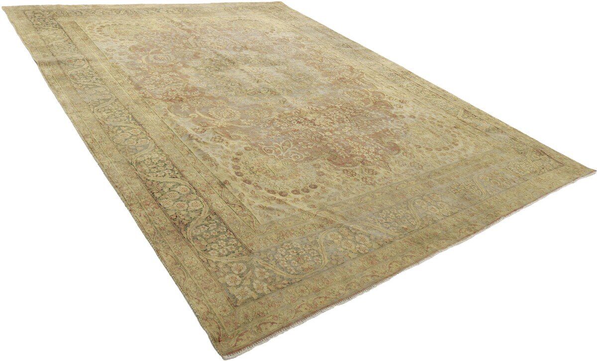 RUGS