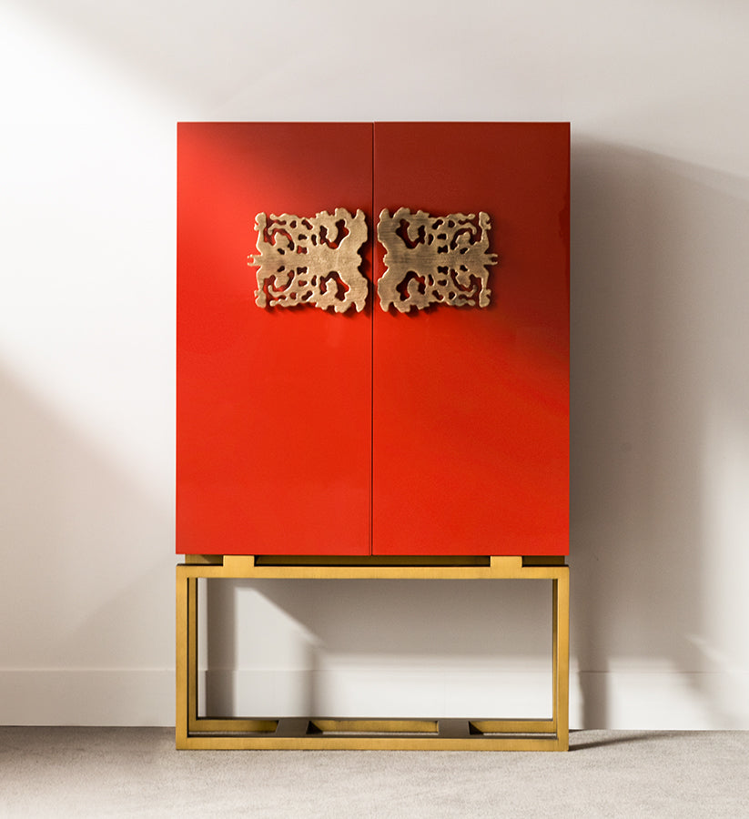 Cabinets & Storage