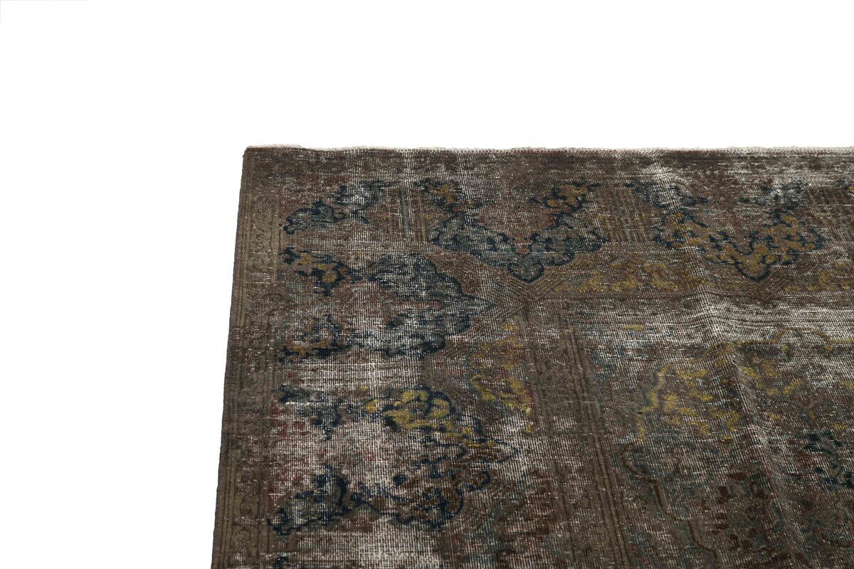 RUGS