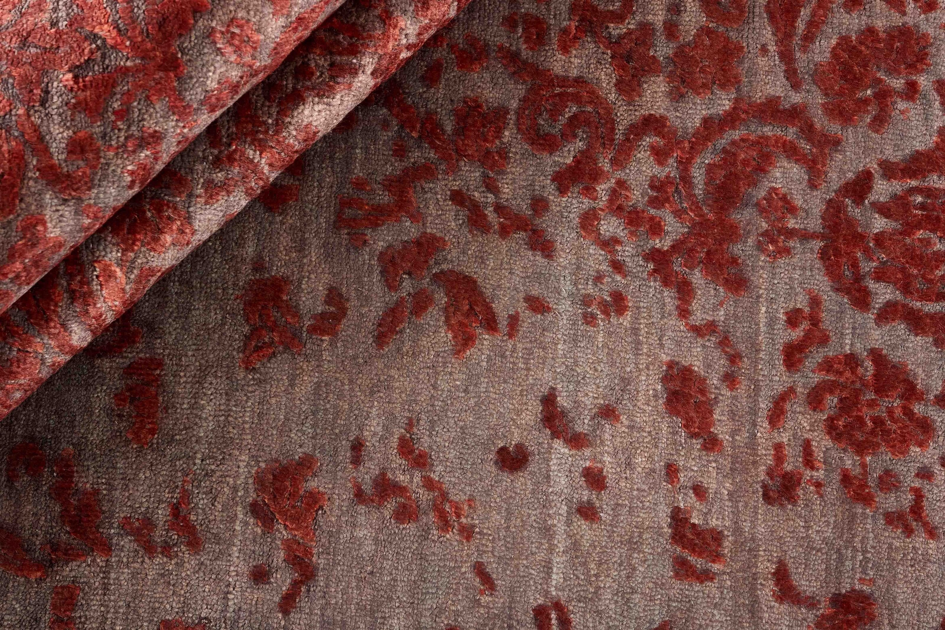 RUGS