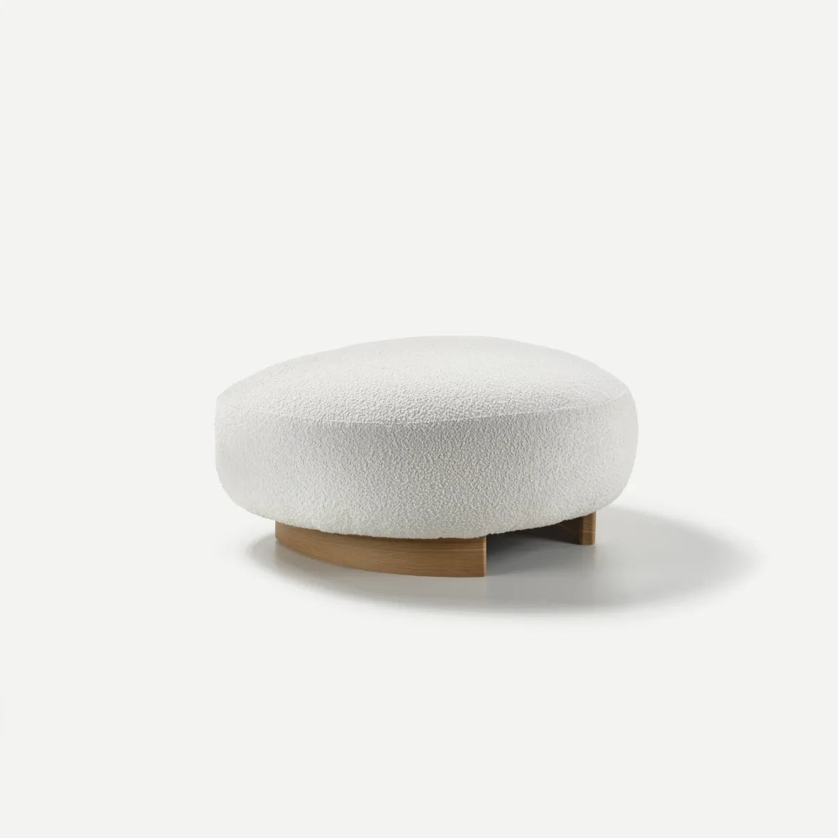 SOFAS AND ARMCHAIRS