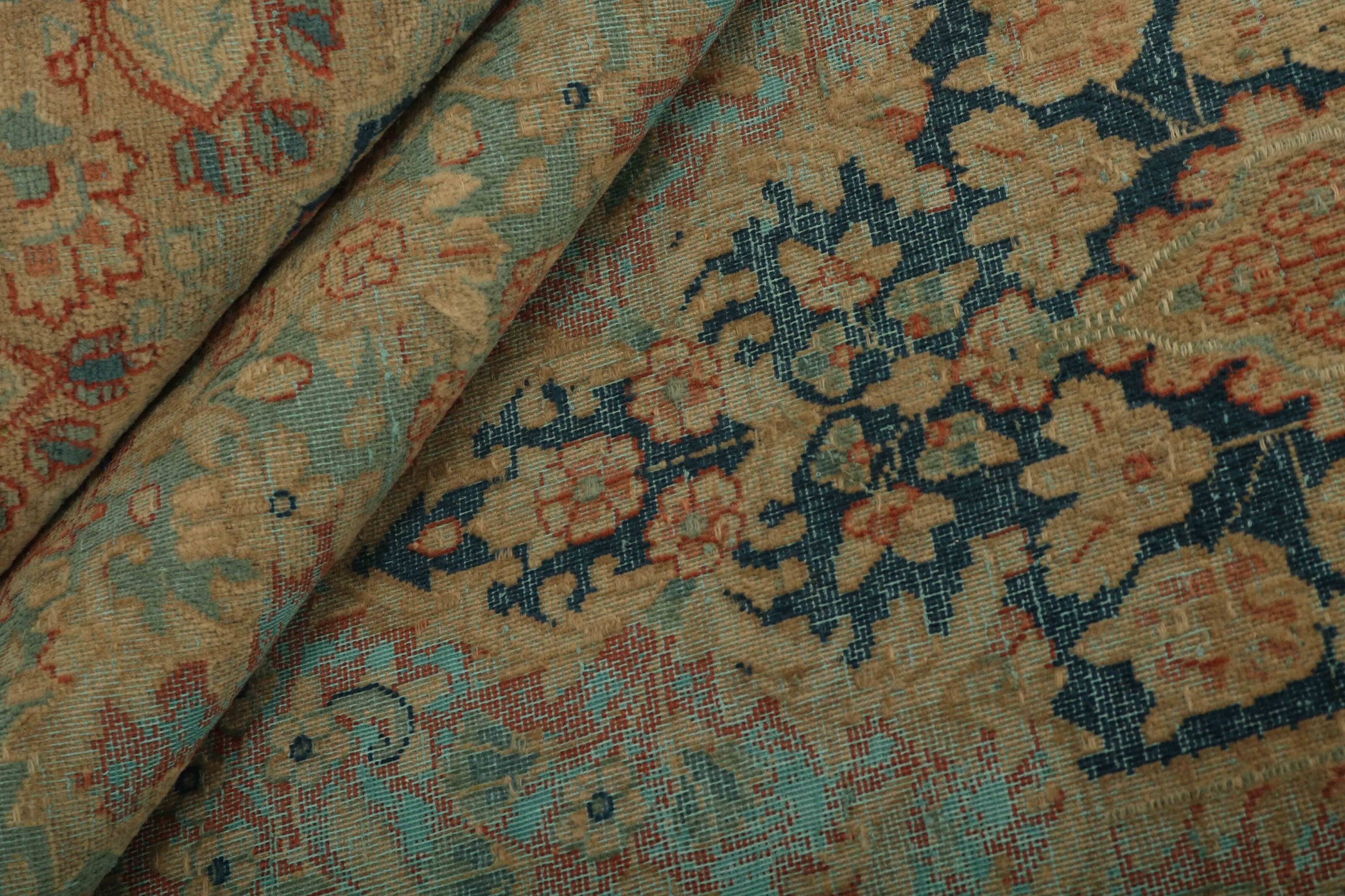 RUGS