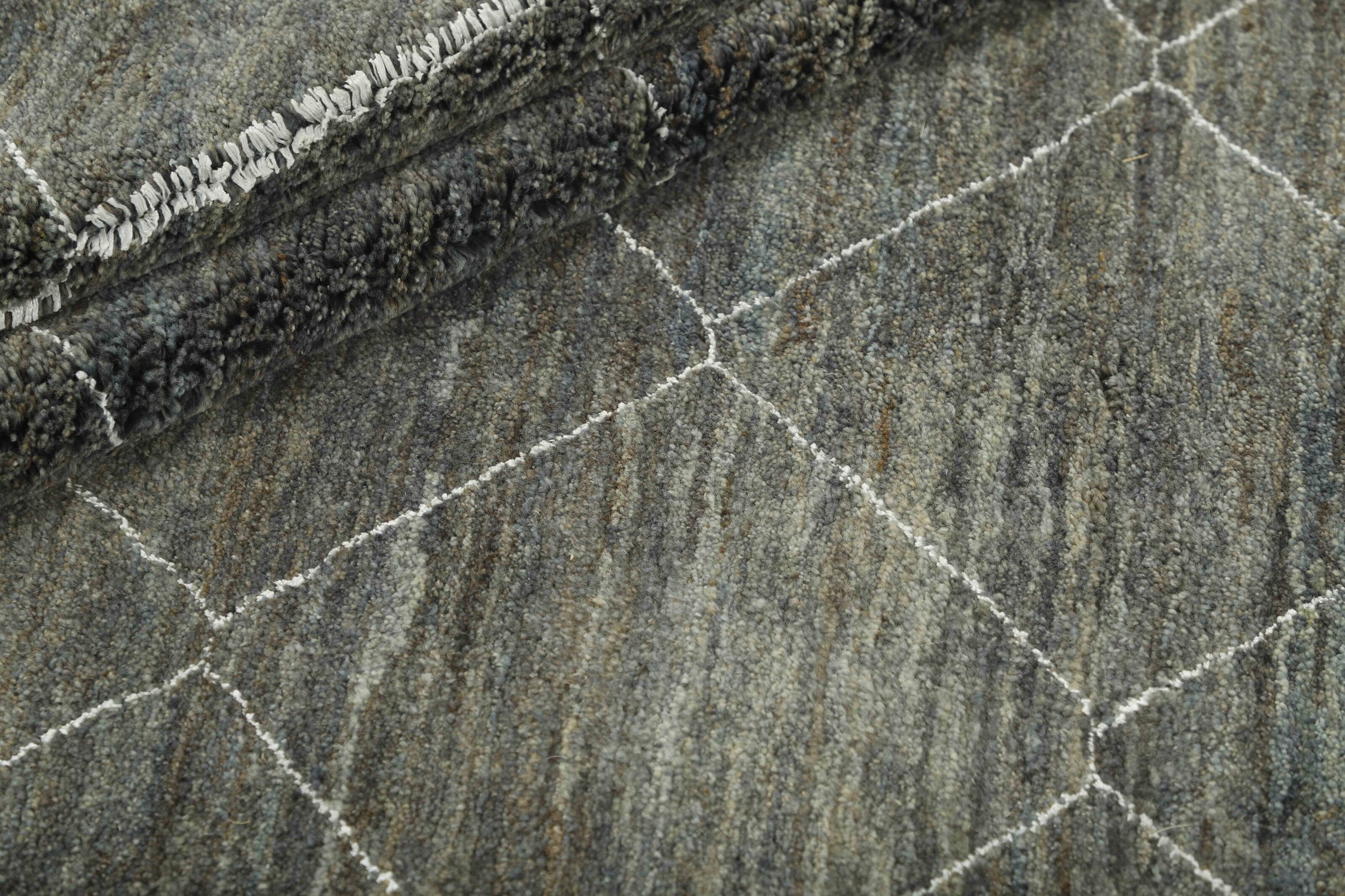 RUGS
