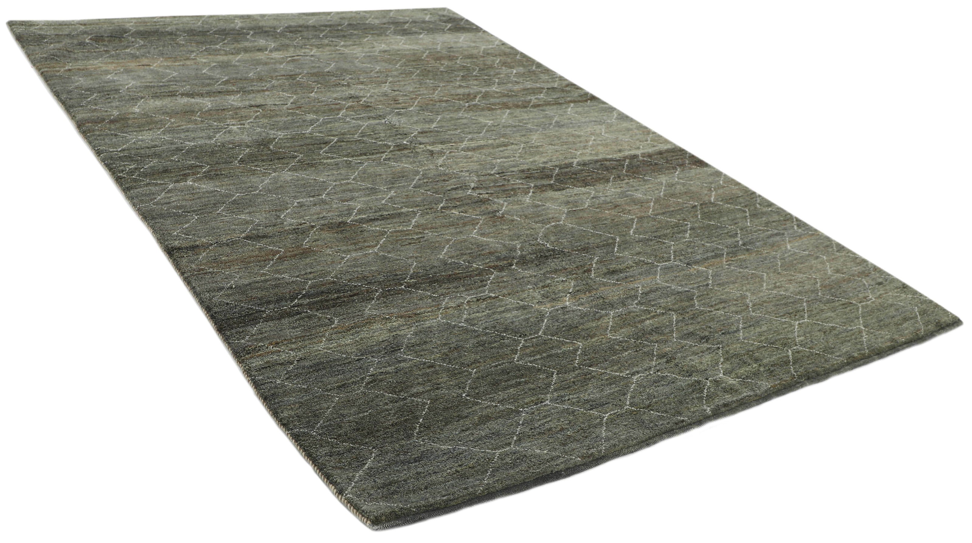 RUGS